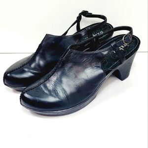 Clarks Indigo Black Leather Whistler Slingback Clogs Size 9